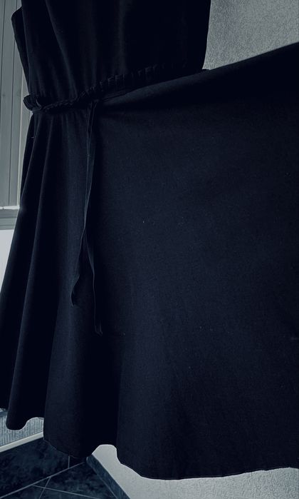 Скъпа маркова рокля лукс Red Valentino Италия