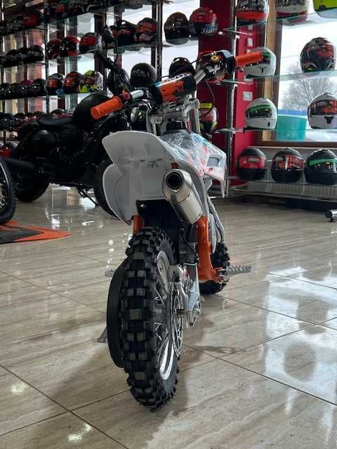 Motocicleta enduro copii KAYO KMB(4T,60cc, 2.2cp,+3ani) la MYMOTO