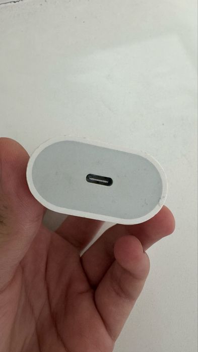 Зарядное устройство GQbox USB-C 20W