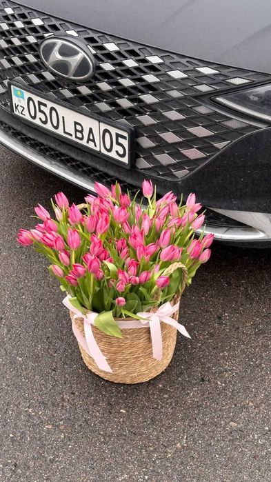 Тюльпаны на 8 марта
