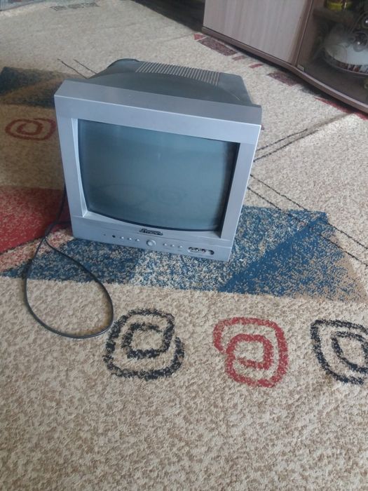 Продам телевизор