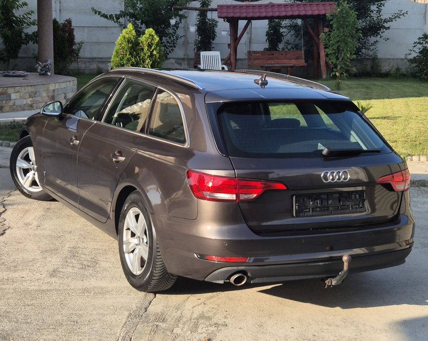 Vand Audi A4 Moka Brown