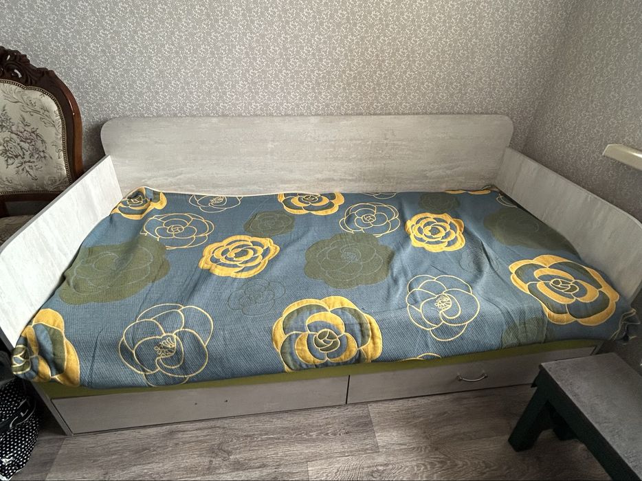 Продается кровать в хорошем состоянии