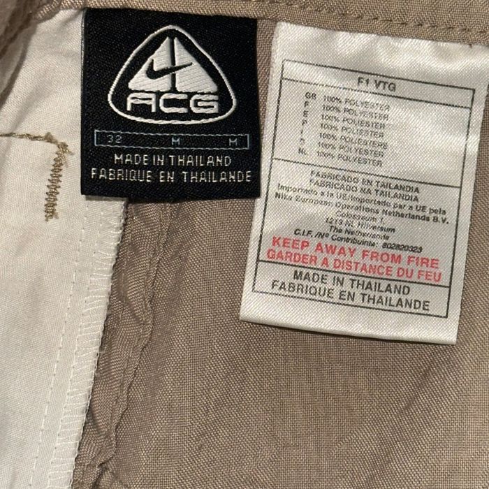 Nike ACG Cargo Jorts