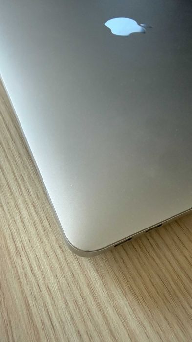 Macbook Air, M1, 2020