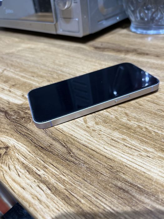 Iphone 14, сиреневый.