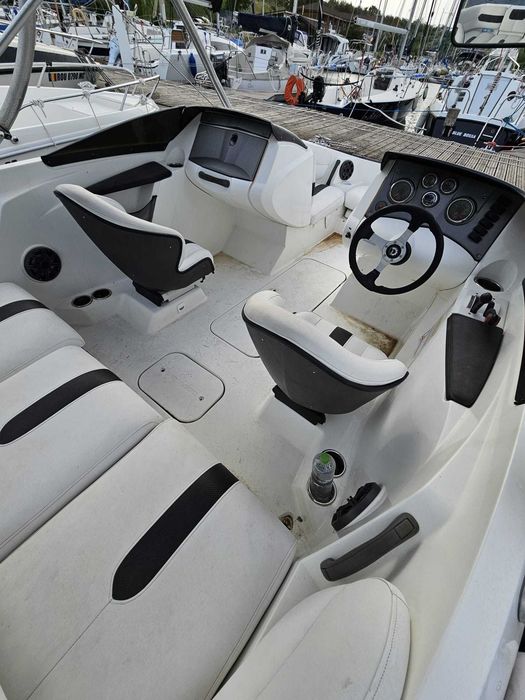 Sea-Doo Challenger 180 – 215 CP Rotax + peridoc