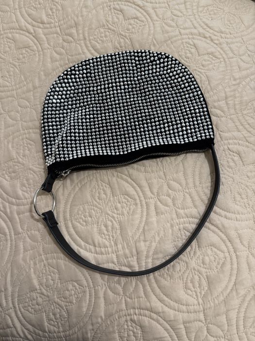 Сумочка вечерняя Bershka