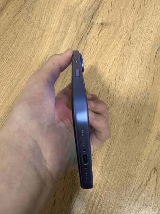 IPhone 16 128gb 91% акб