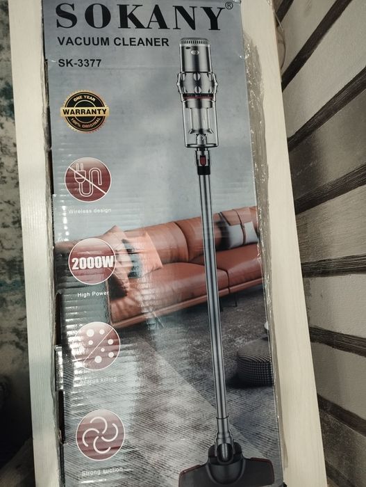 Продам пылесос вертикальный