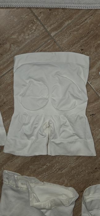 Pantaloni / ciorapi / modelatori/ shapewear