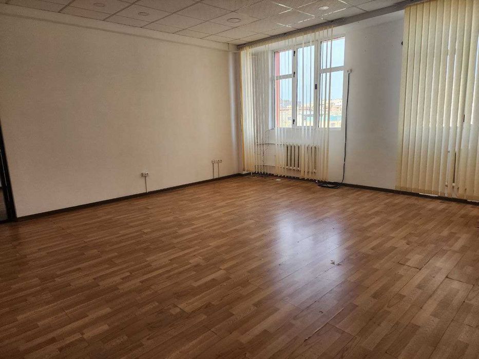 Сдаю офис 72 кв.м.