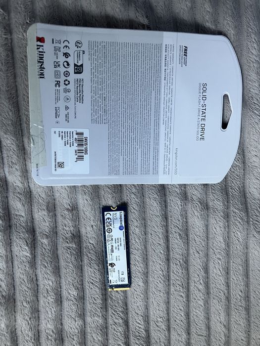 Продам Kingston NV3 1 Тб новый