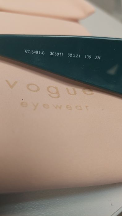 НОВА ЦЕНА! Дамски слънчеви очила VOGUE