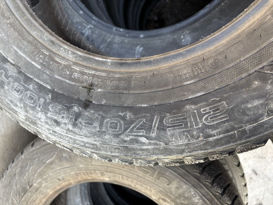 Продам по 8к один балон