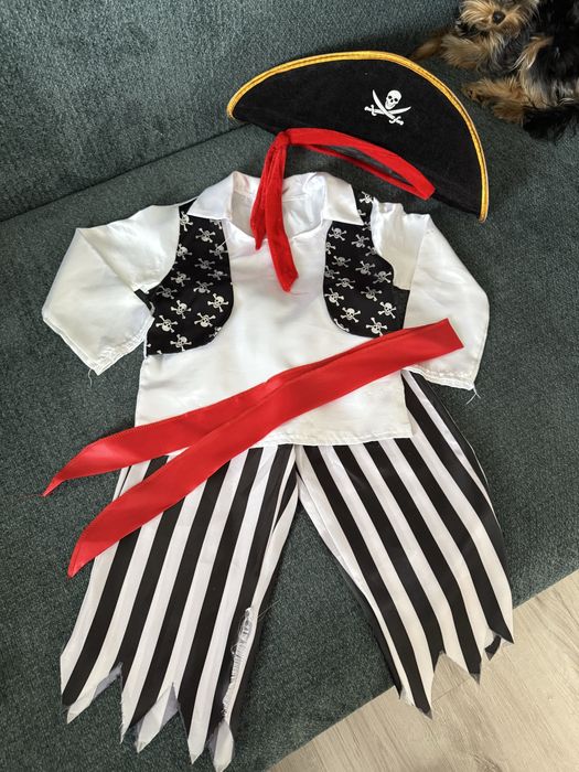 Новогодний костюм Пират и Зайчик на 3г