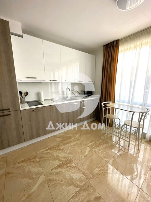 Продава се Едностаен апартамент в Свети Влас - 35 кв.м за 2829 €/кв.м - Снимка #2