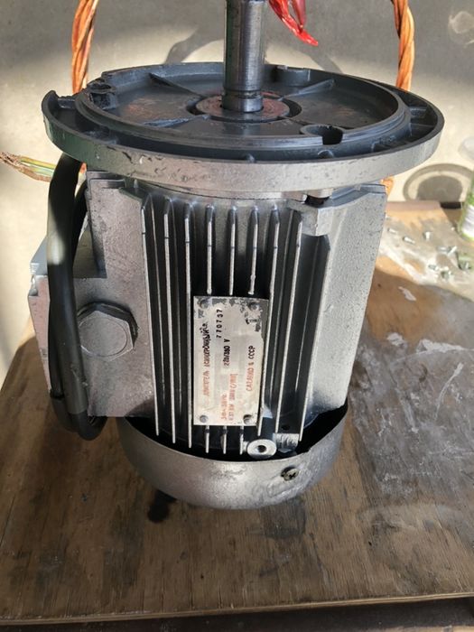 Электромотор