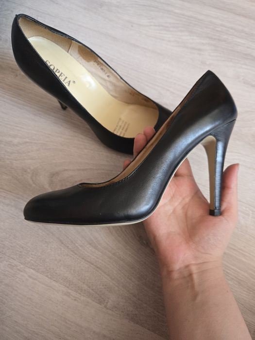 Продам туфли чёрные в хорошем состоянии