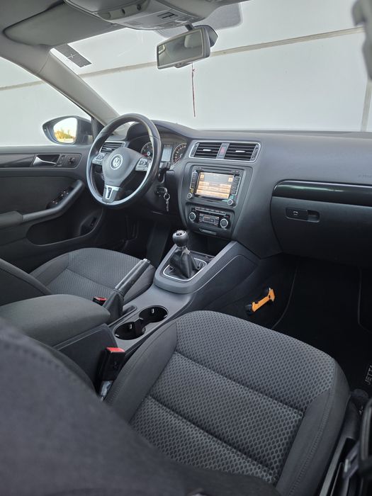 Volkswagen Jetta benzina Navigație jante senzori Import Olanda