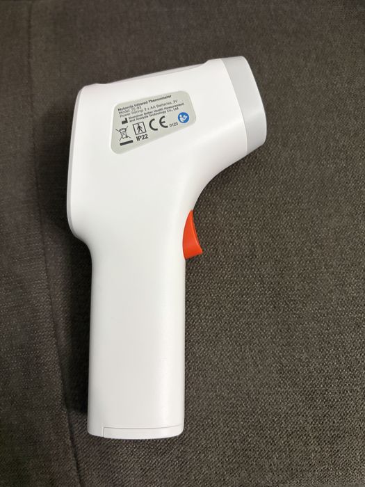 Дигитален безконтактен термометър Motorola T-93