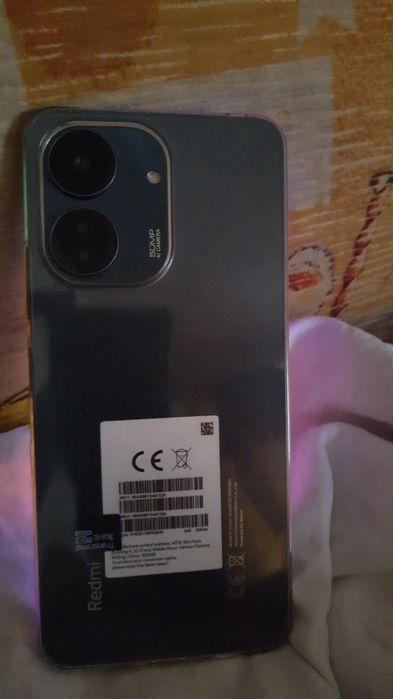 Продам бу телефон Xiaomi redmi 13c