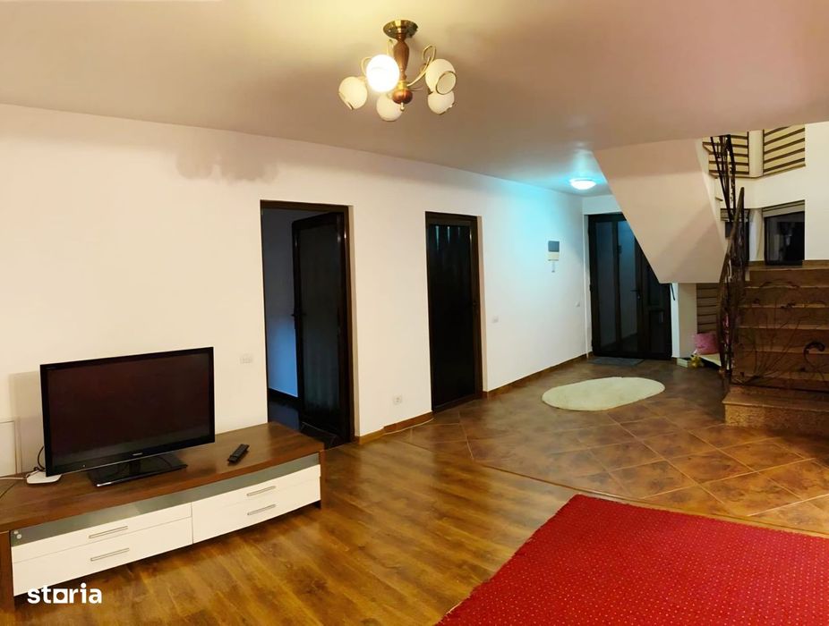 De închiriat Casă 6 camere Sediu firmă Birouri 220mp Miroslava