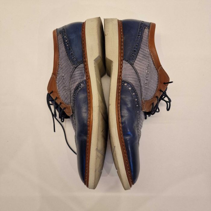 Pantofi eleganți DANIEL HECHTER (mărimea 41)