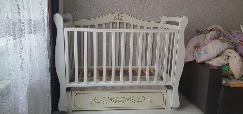 Кроватка 10.000 без матраца