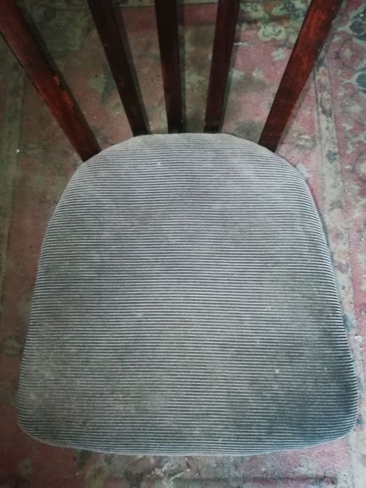 Стул деревянный советский