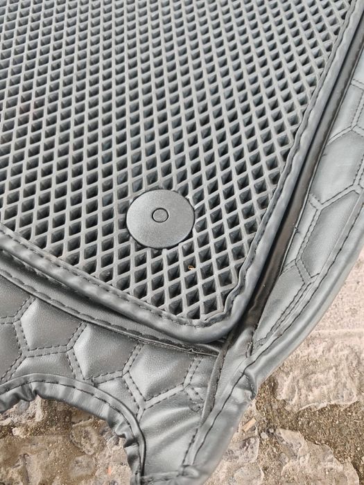 Полики hyundai tucson.