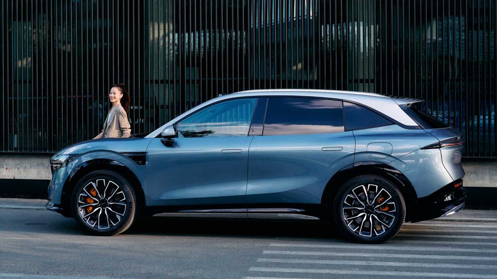 Zeekr 7x в наличии