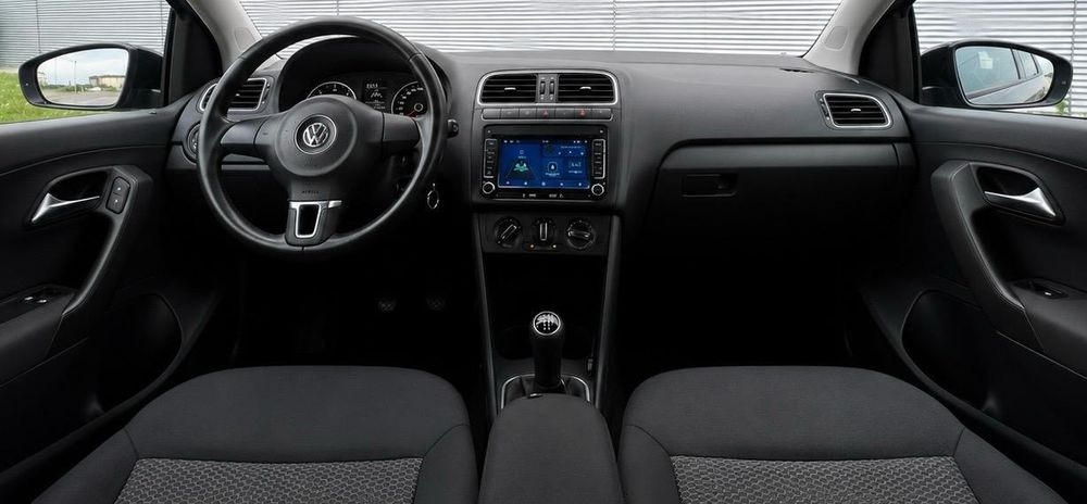 Vand Volkswagen Polo 1.2 TDI 2011 inmatriculata RO BlueMotion urgent