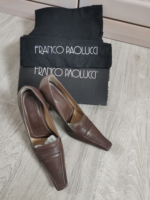 Pantofi nr 36 din piele naturala