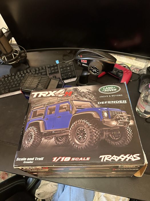 Traxxas TRX 4m Defender неразличим от нов!