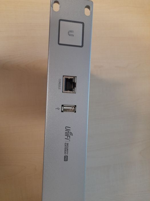 UniFi switch si acces point sistem 6 piese