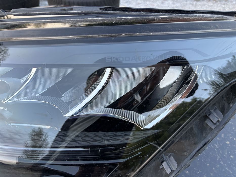Фар Skoda Enyaq