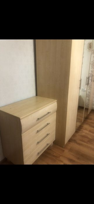 Продам спальний гарнитур