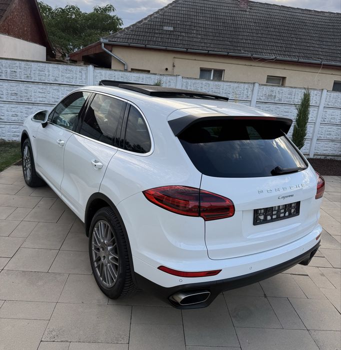 PORSCHE Cayenne 2016 — imagine 4