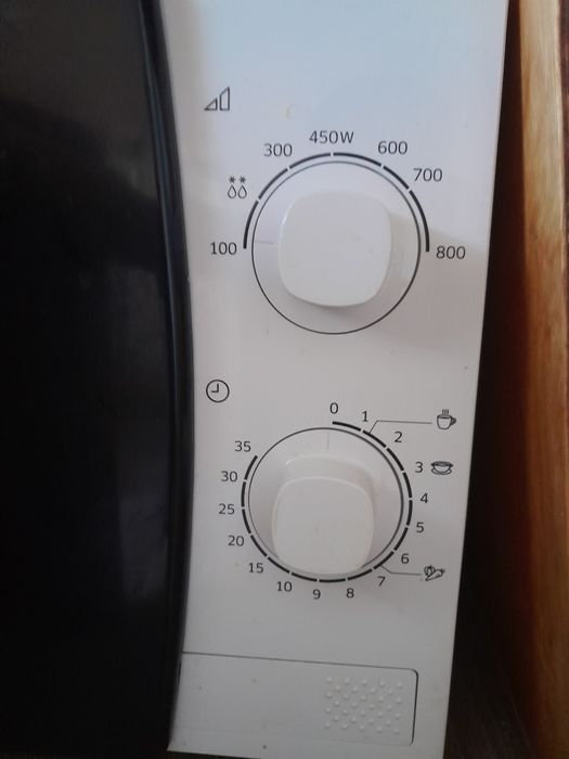 Микроволновка продам