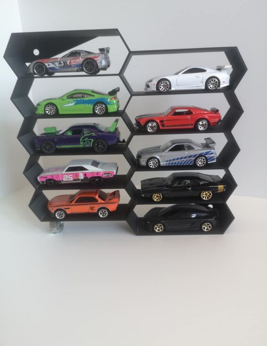 Стенен рафт/стойка за колички Hotwheels