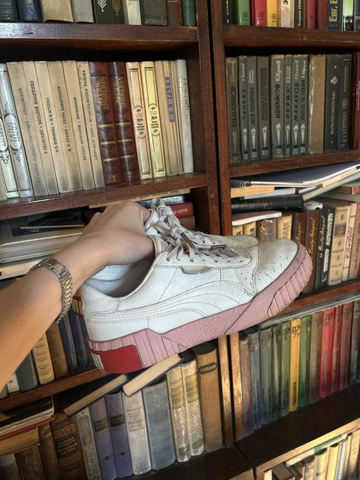 Кроссовки PUMA.