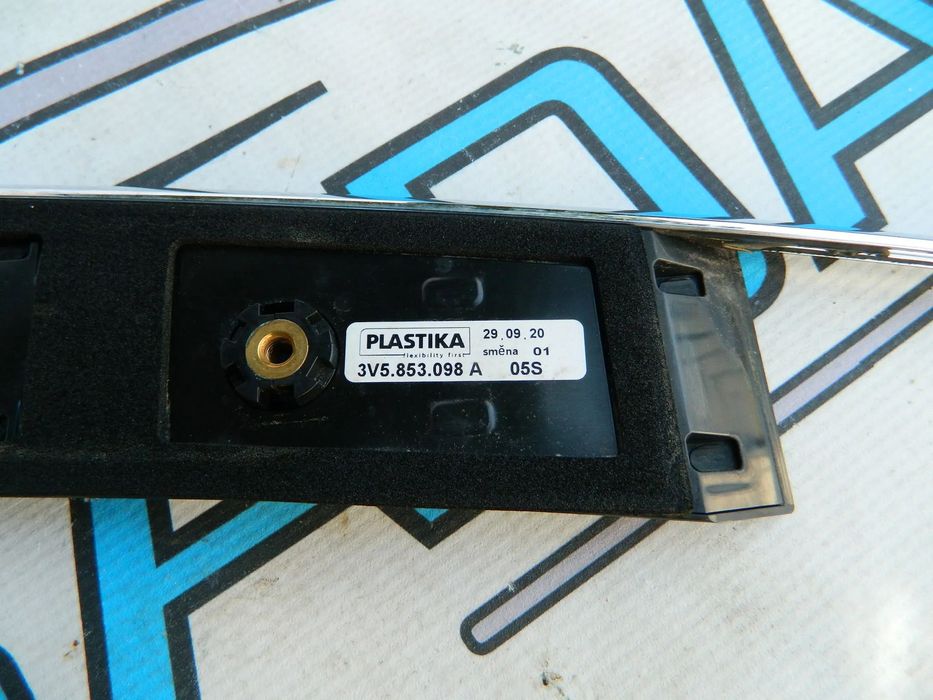 Ornament crom hayon Skoda Superb 3 model 2020-2023 cod 3V5853098A