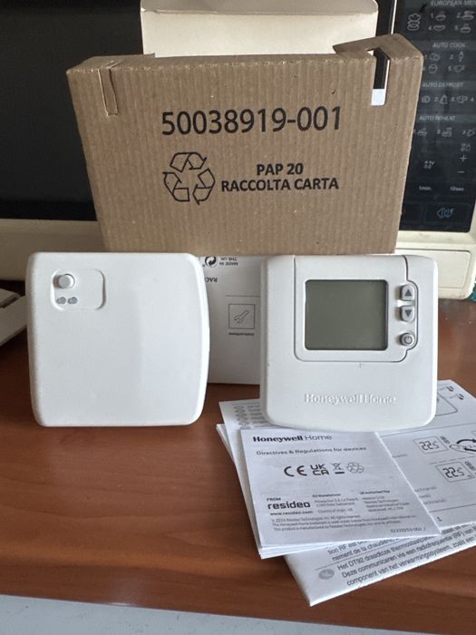 Wireless room termostat