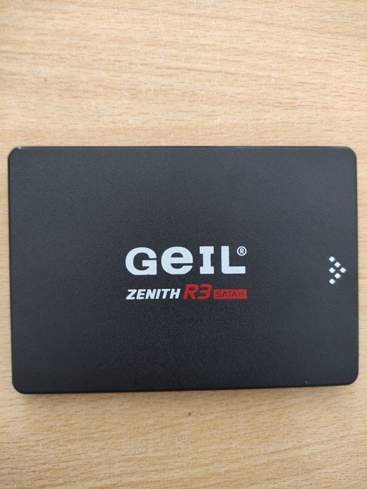 SSD-накопитель разные 228 gb оптом в разницу