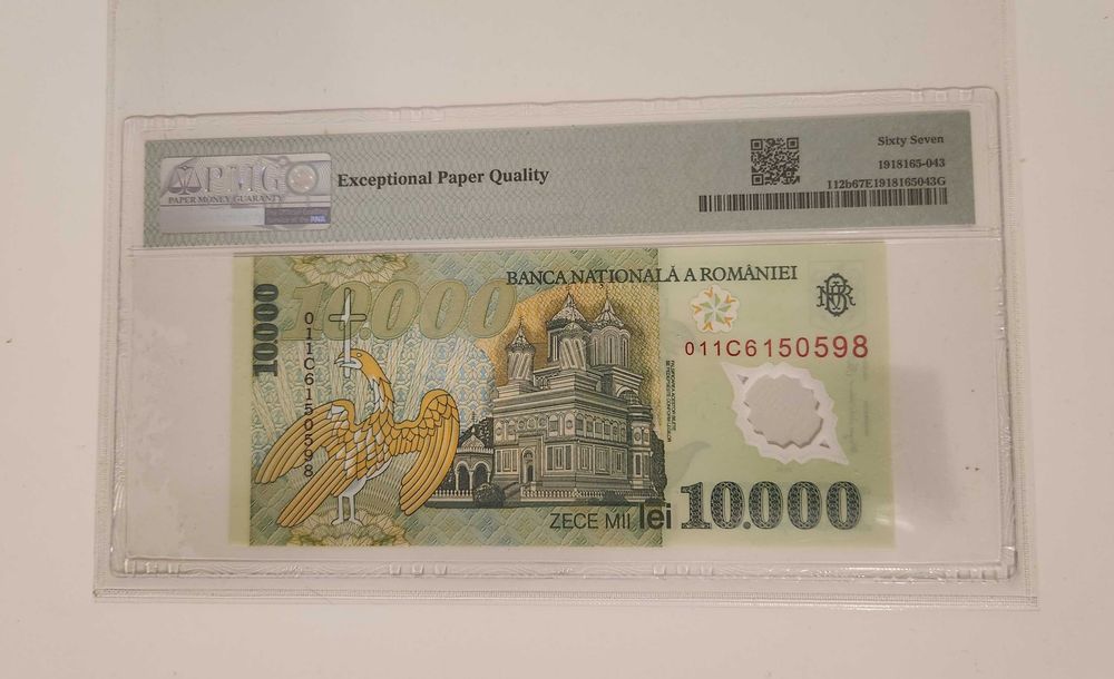 Vand bancnota gradata 10.000 lei din 2001 PMG67 epq