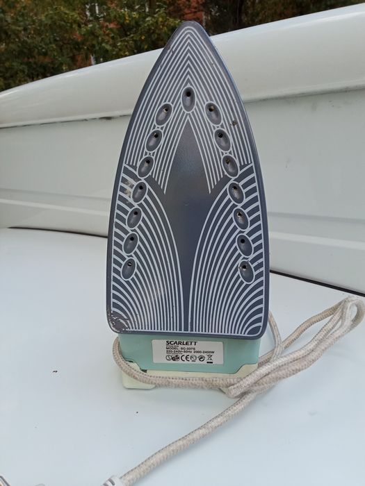 Продам утюг недорого