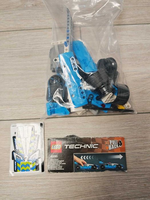 LEGO Technic - Urmarirea politiei 42091