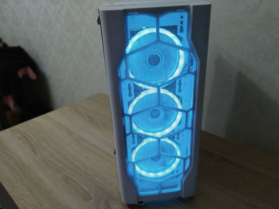 Мощный игровой Компьютер