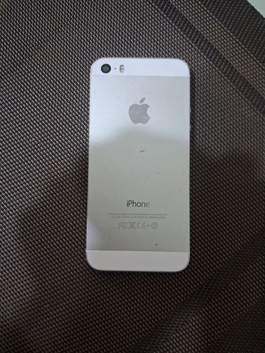 Vând 2 iPhone 5S